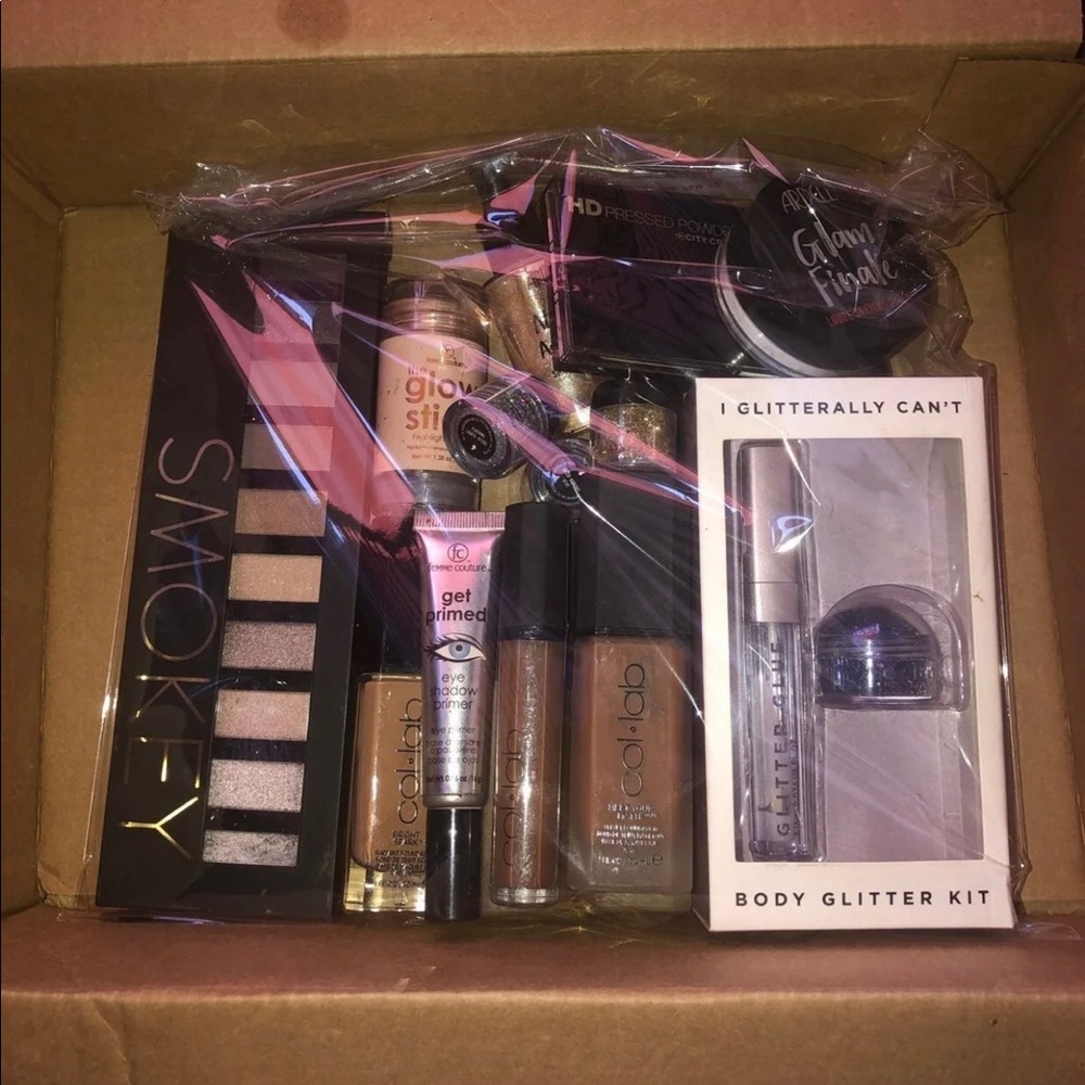 [SOLD] Makeup lot
